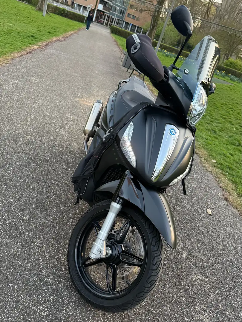 Piaggio Beverly 350 Beverly 350 Police Edition – Fully Malossi - 1