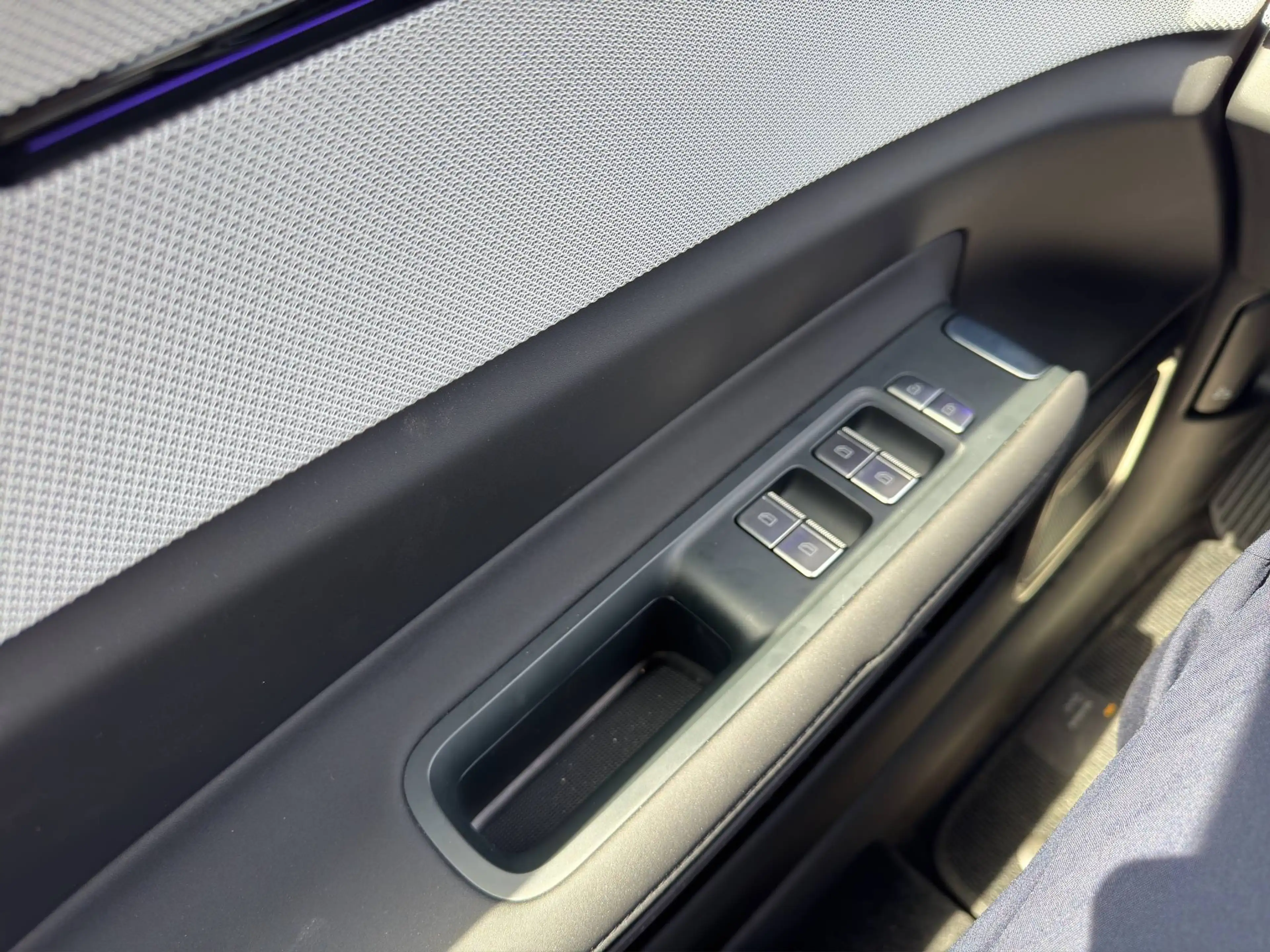 Polestar 4 Polestar 4 100 kWh Long Range Single Motor Business Business — photo 12