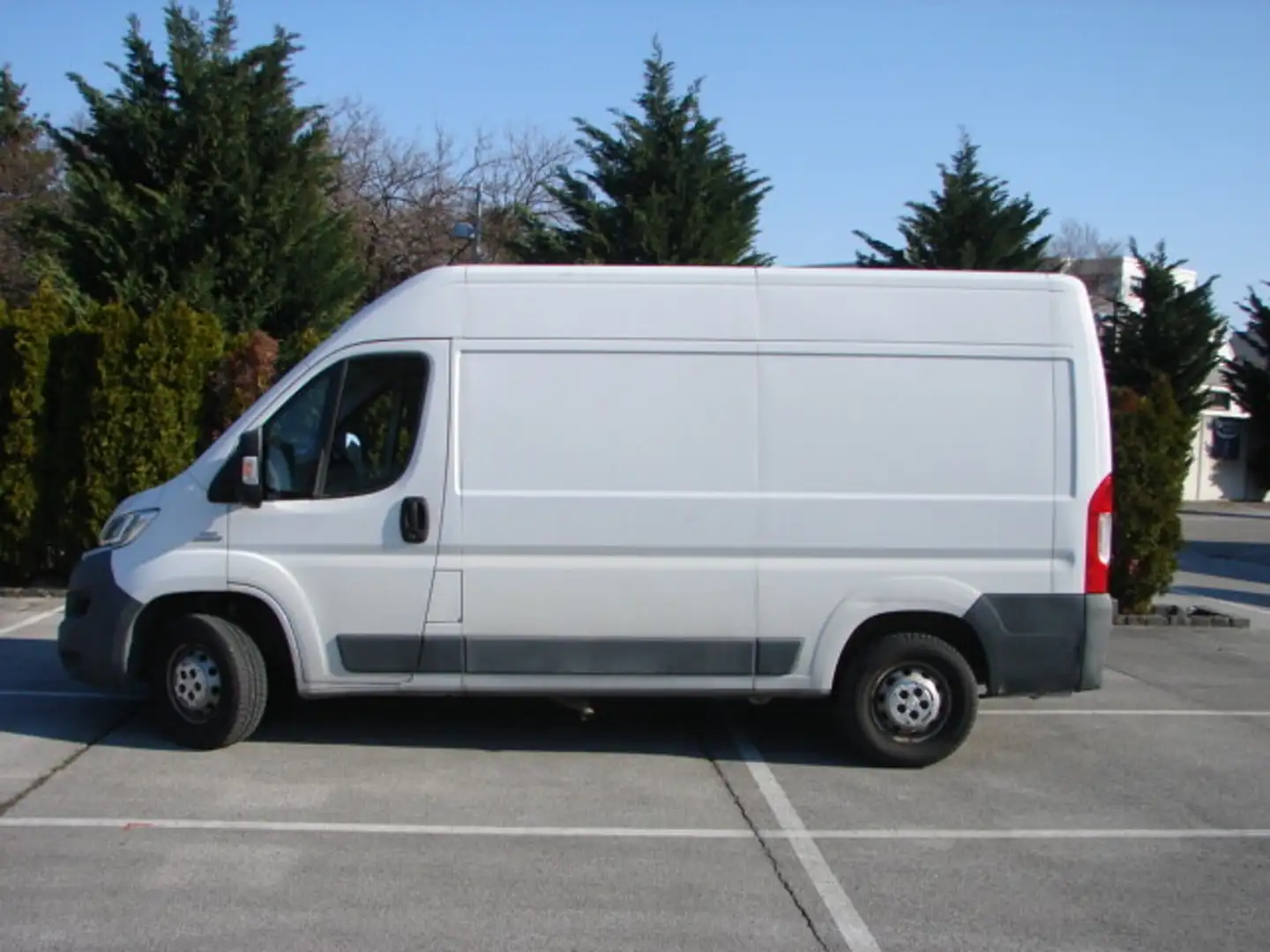 Fiat Ducato Ducato 35 L2H2 130 Weiß - 2