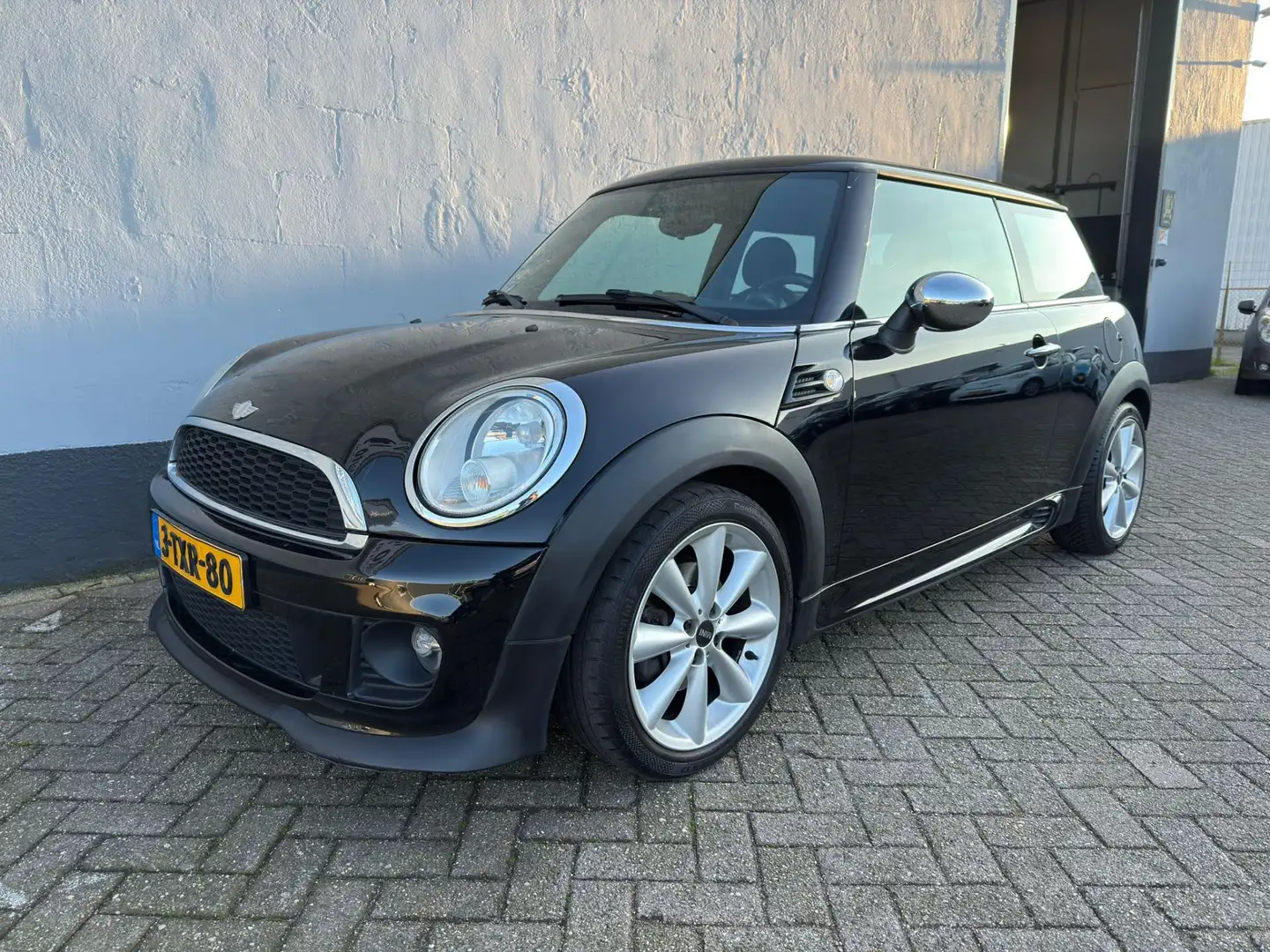 MINI One Mini 1.6 Chili - Cruise Control Noir - 1