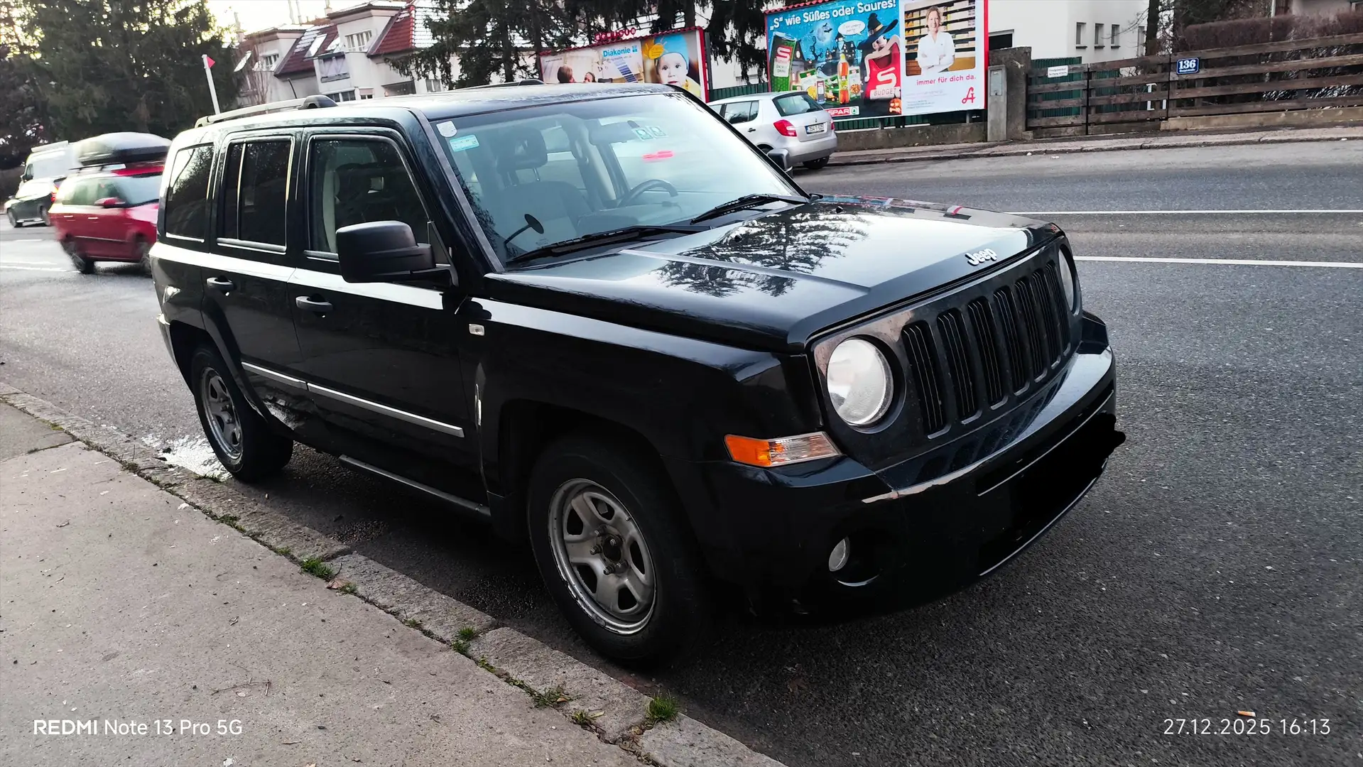 Jeep Patriot 2.0 Schwarz - 2