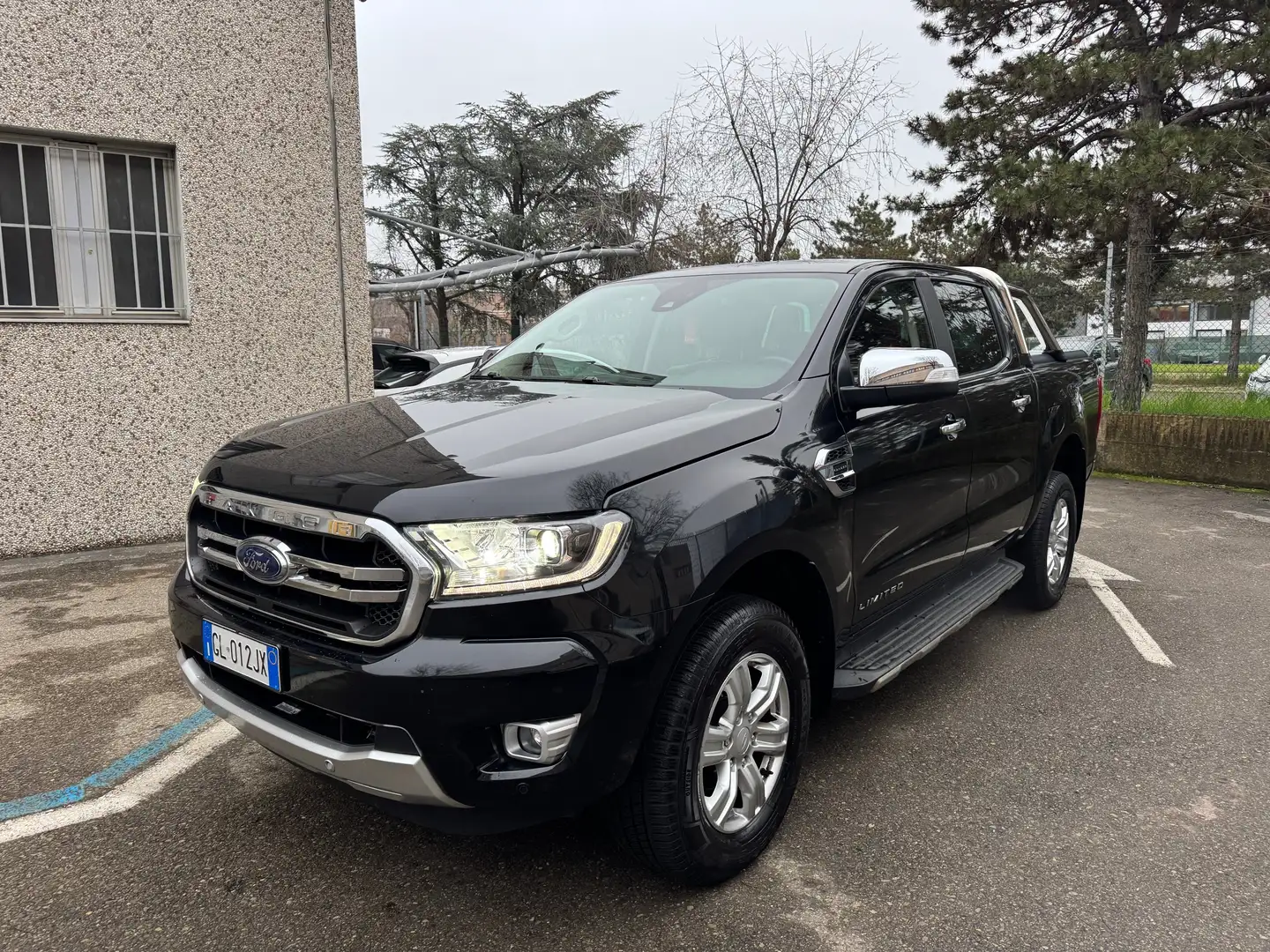 Ford Ranger 2.0 Ecoblue DC LIMITED 170CV AUTOM. Schwarz - 1