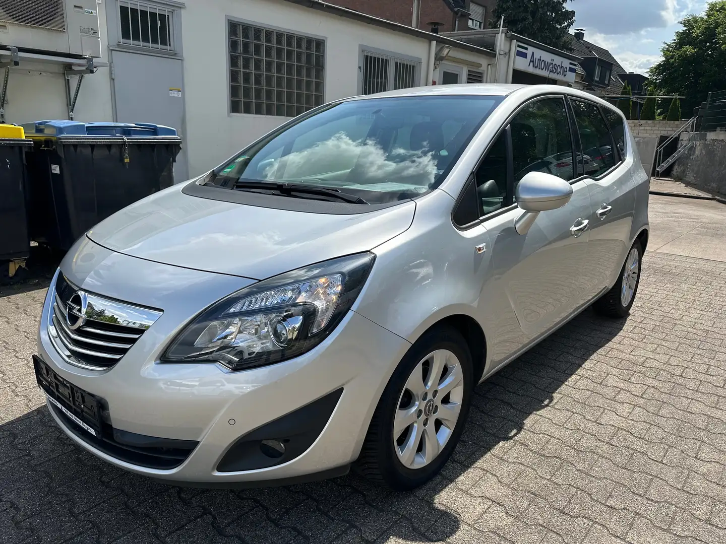 Opel Meriva Innovation 1.4*Klima*PDC*SHZ*2.HAND Gris - 1