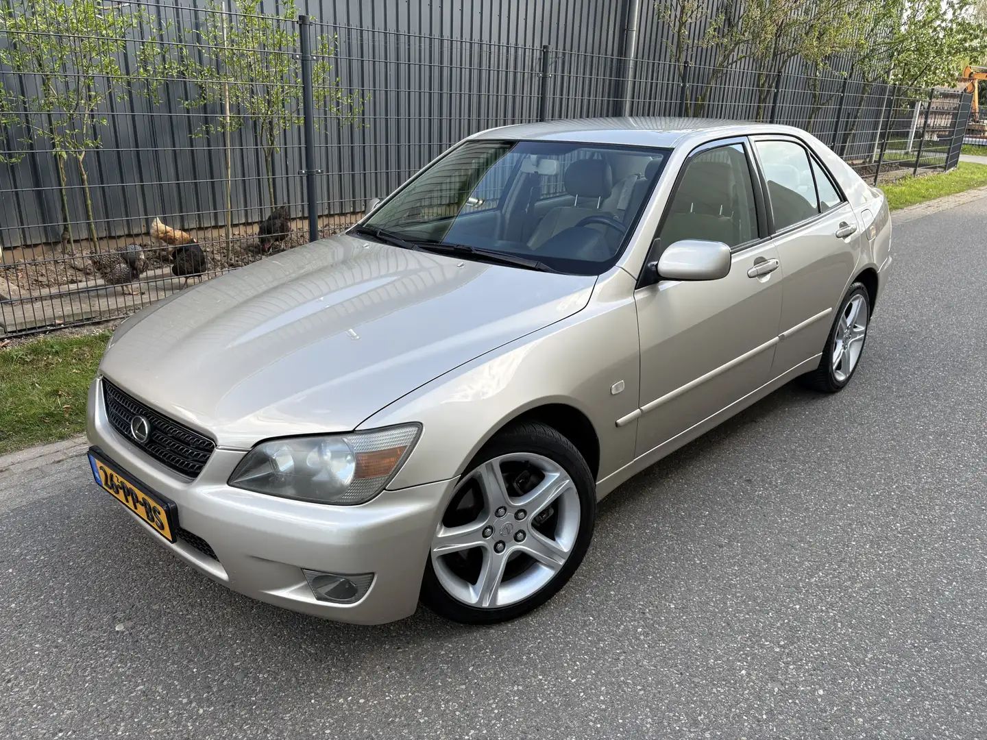Lexus IS 200 Executive / AUTOMAAT / AIRCO / ORG NED Marrón - 2