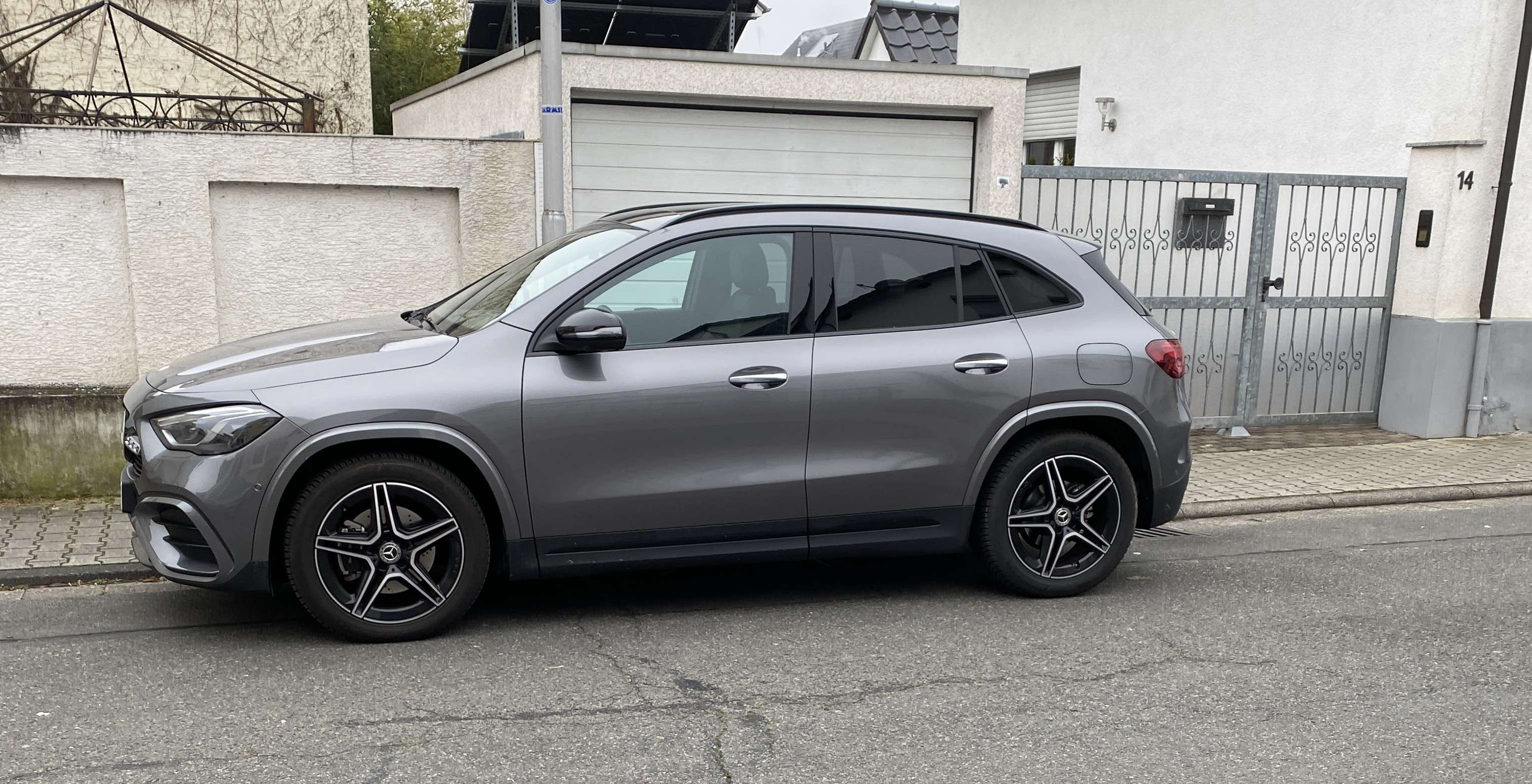 Second hand Mercedes Benz Gla-Class 200