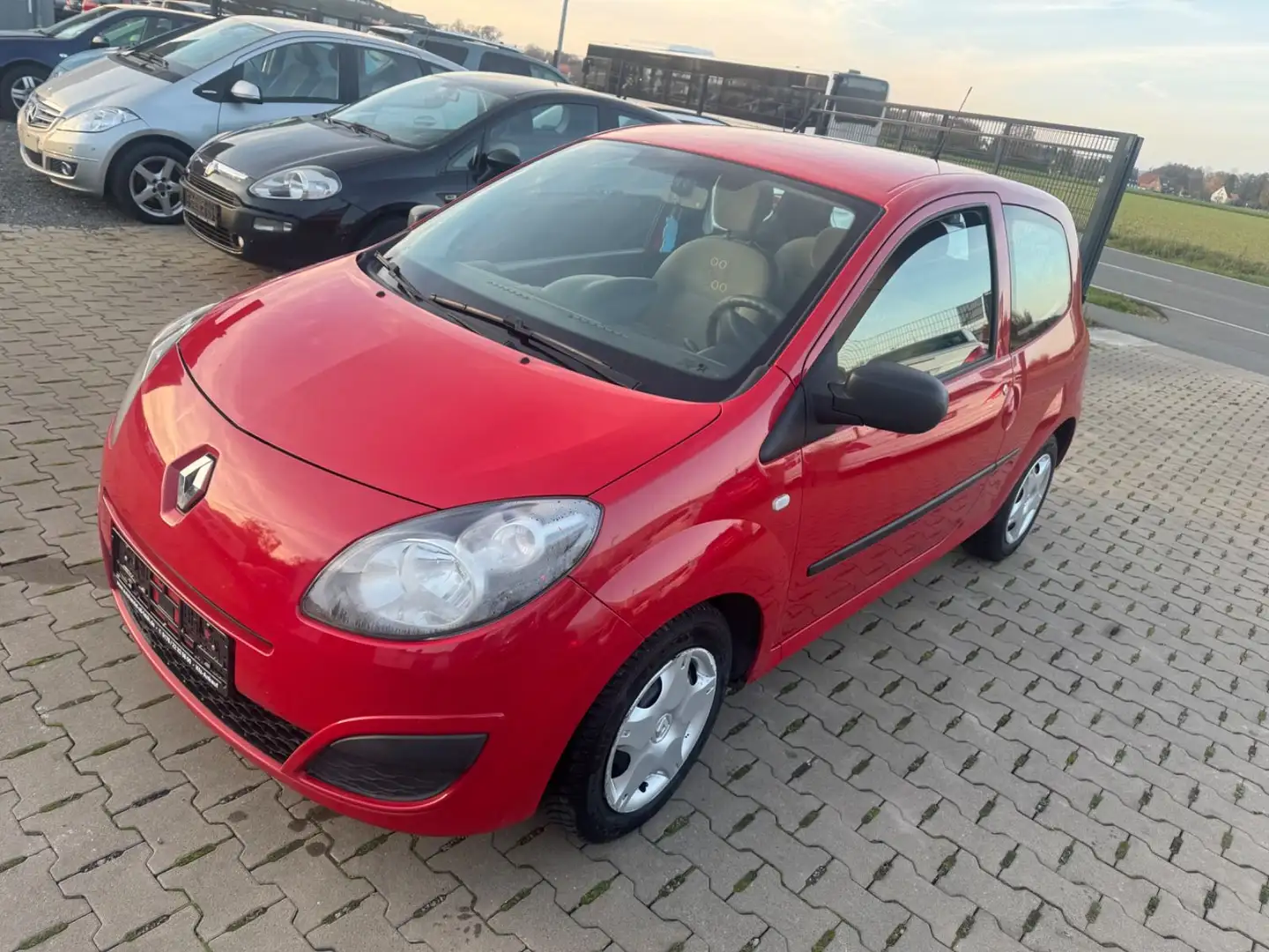 Renault Twingo je t'aime Zahnriemen Neu Tüv Neu Rot - 2