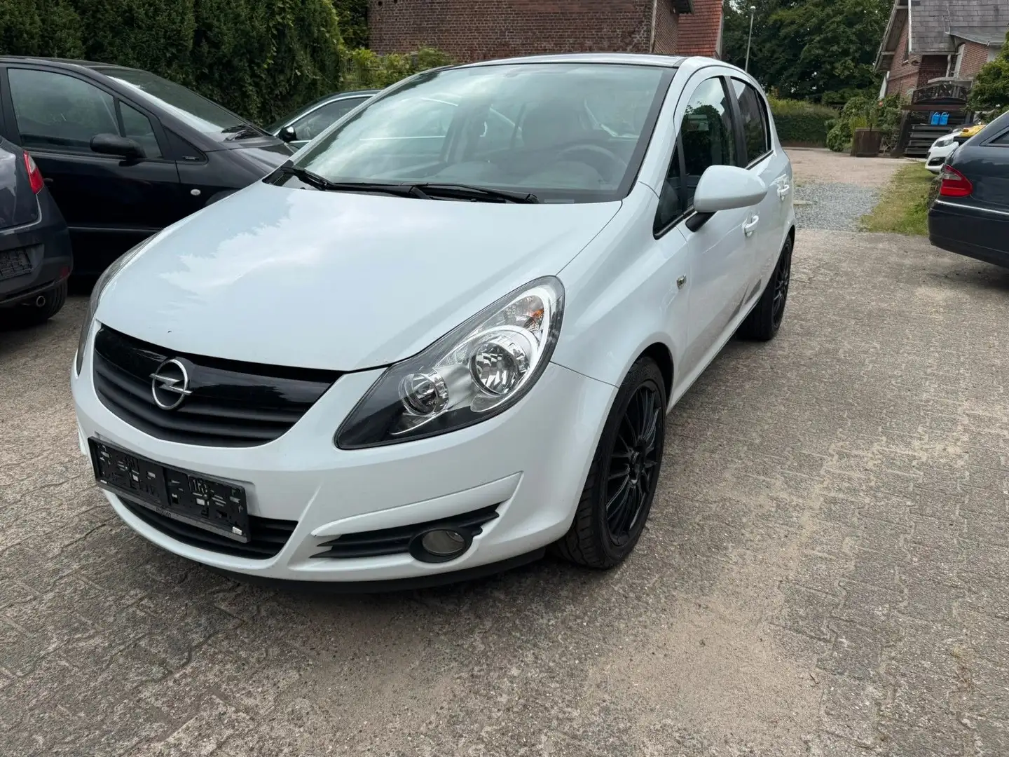 Opel Corsa D Color Edition Plus-Paket Schwarz - 1