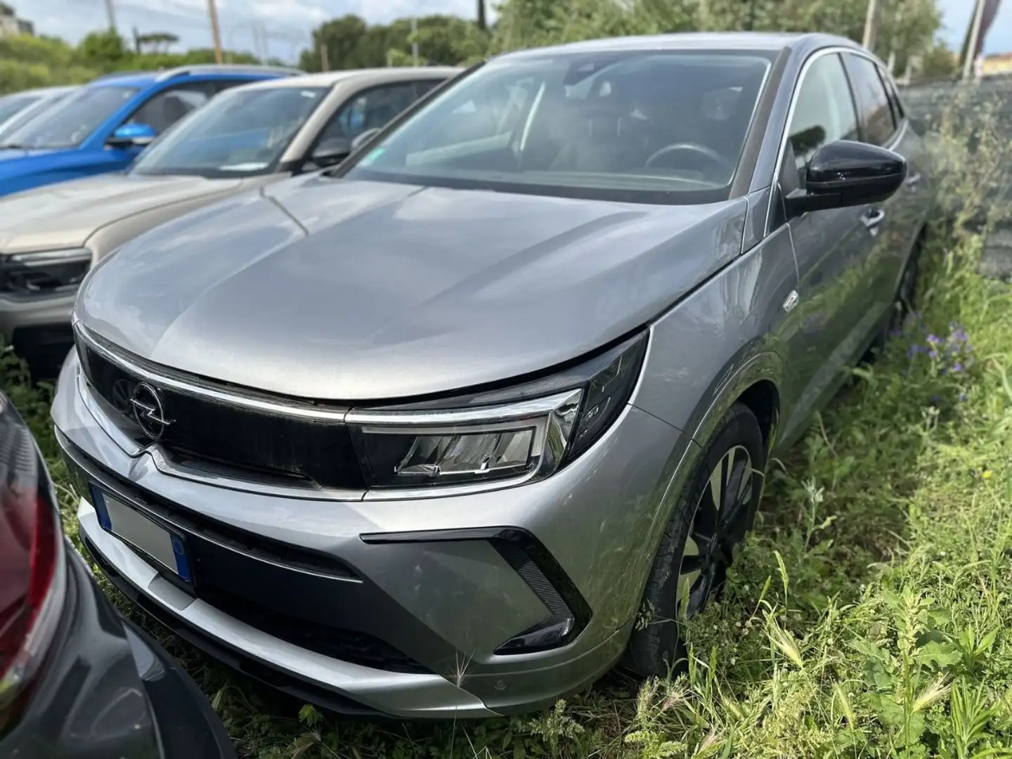 Opel Grandland 1.2 Turbo 12V 130 CV Business Elegance Grigio - 2