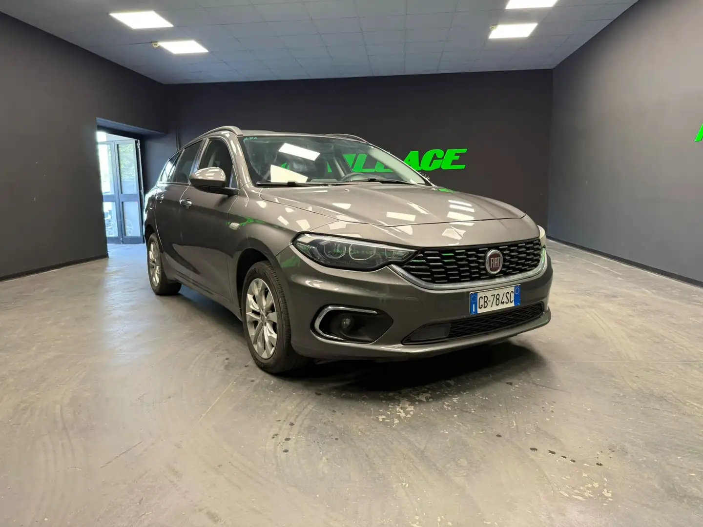 Fiat Tipo Tipo SW 1.6 mjt Business s Gris - 1
