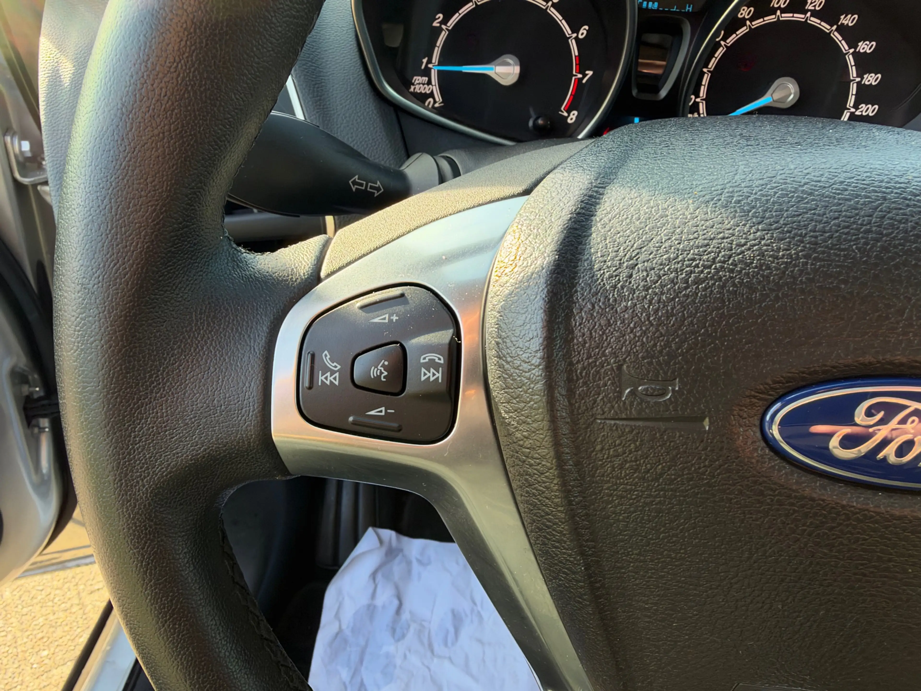 Ford B-Max 1.0 EcoBoost Titanium — photo 19