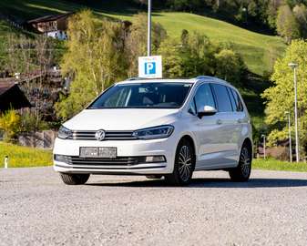 Touran Highline 1,6 SCR TDI DSG Highline