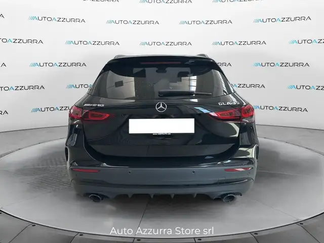 Mercedes-Benz Gla Class view 4