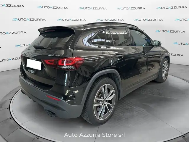 Mercedes-Benz Gla Class view 5