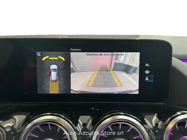 Mercedes-Benz Gla Class view 13
