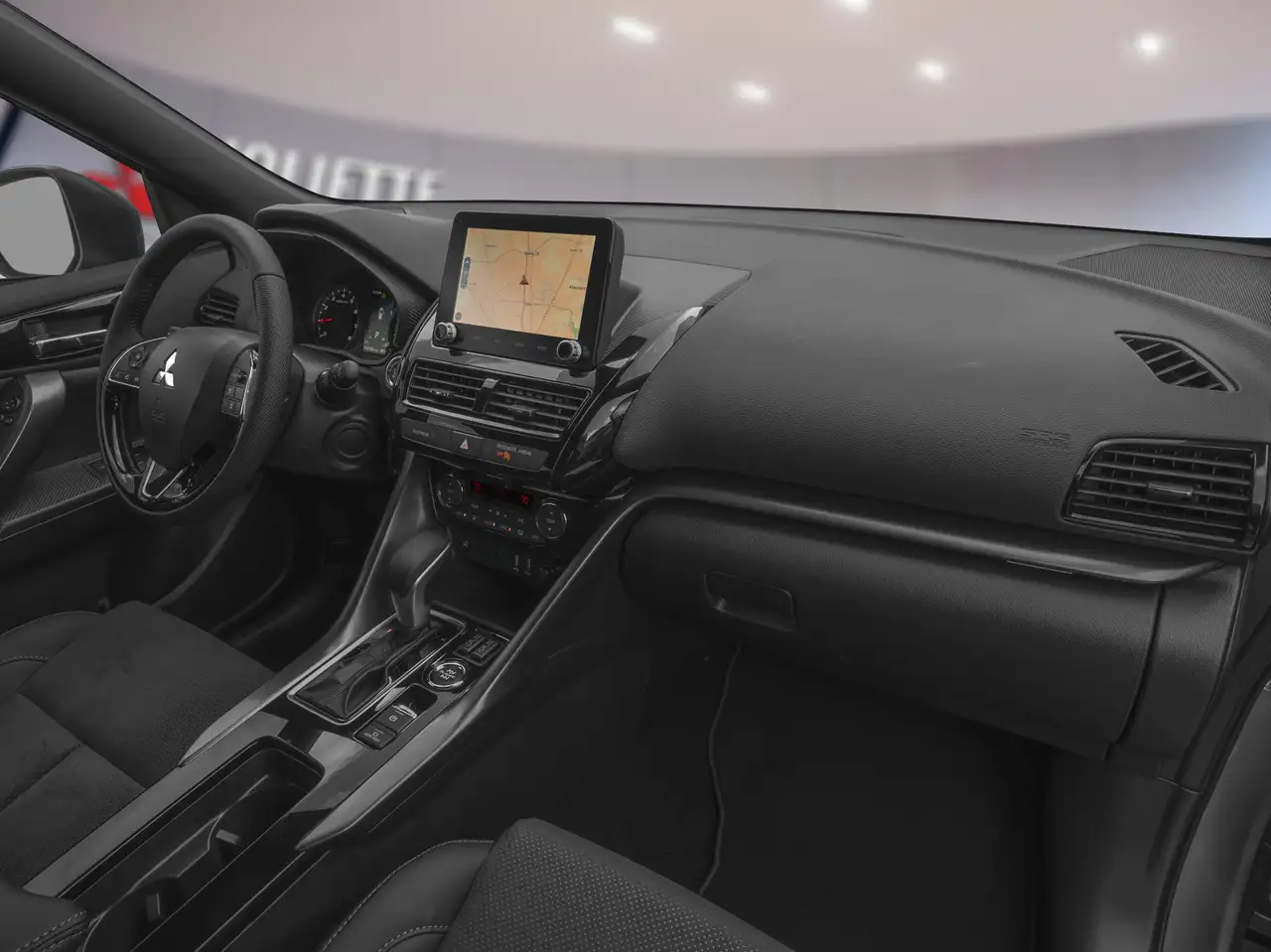 Mitsubishi Eclipse Cross снимка Mitsubishi Eclipse Cross