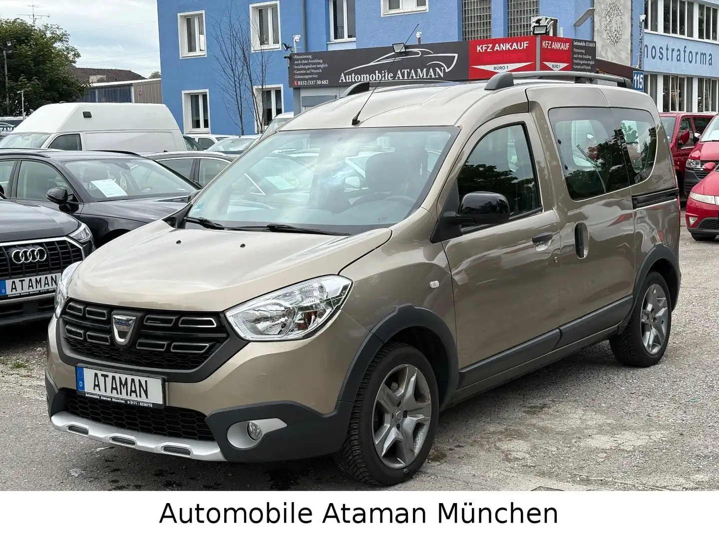 Dacia Dokker Stepway 1.2 Celebration / Klima / 5-Sitze Brun - 1