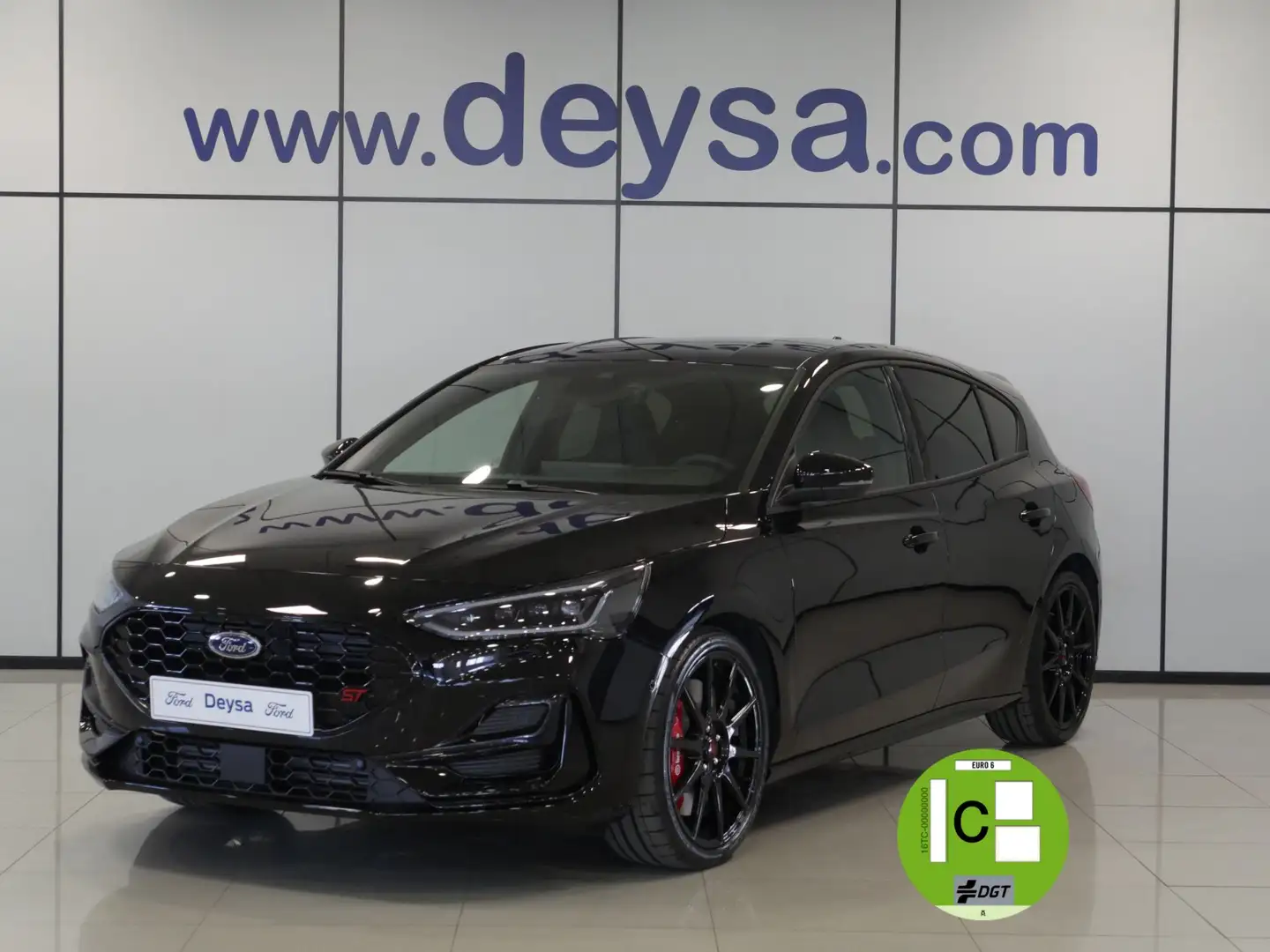 Ford Focus 2.3 Ecoboost ST Zwart - 1