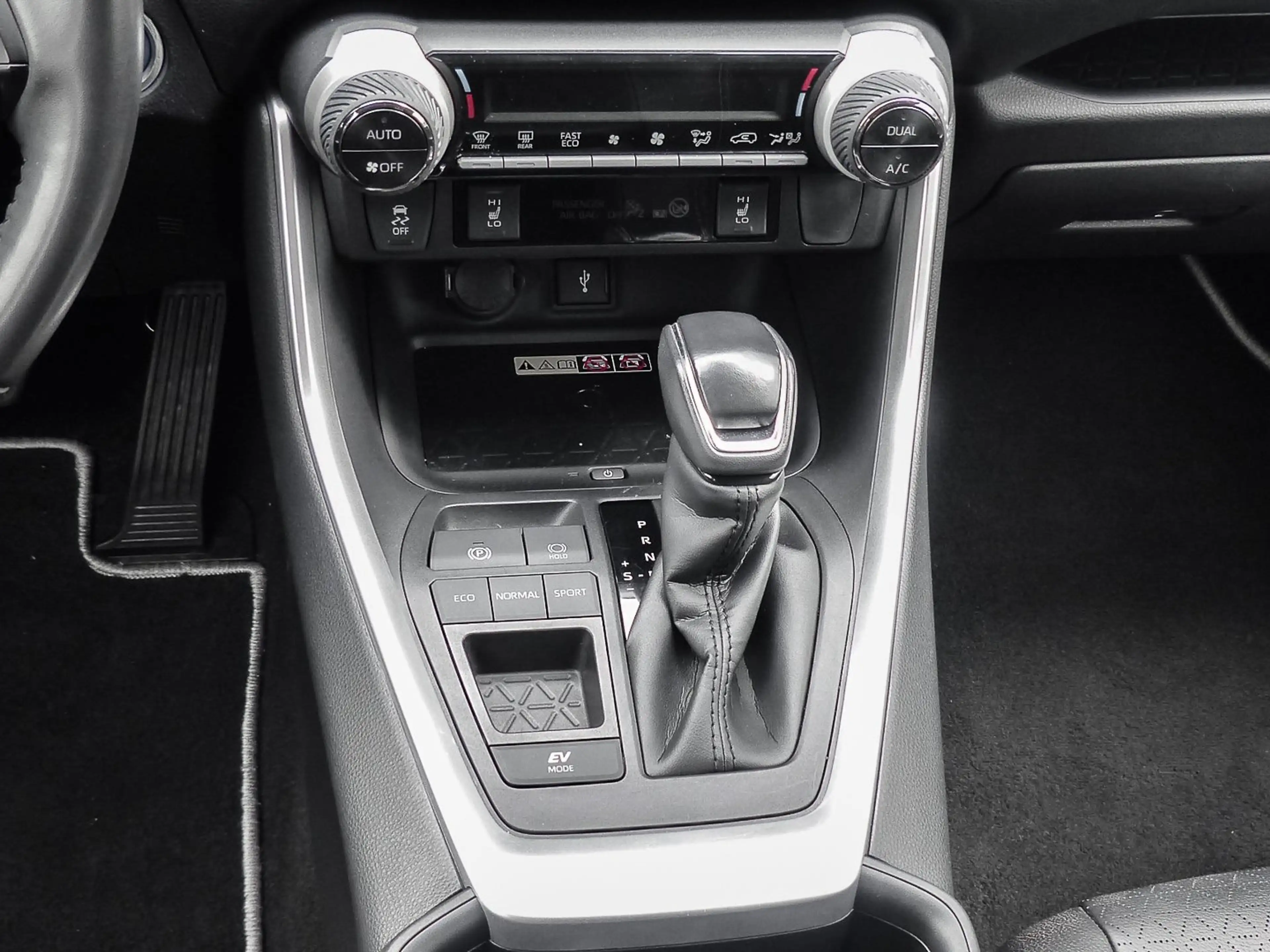 Toyota RAV 4 RAV4 2.5 Hybrid Kamera, el. Heckkl. — photo 11