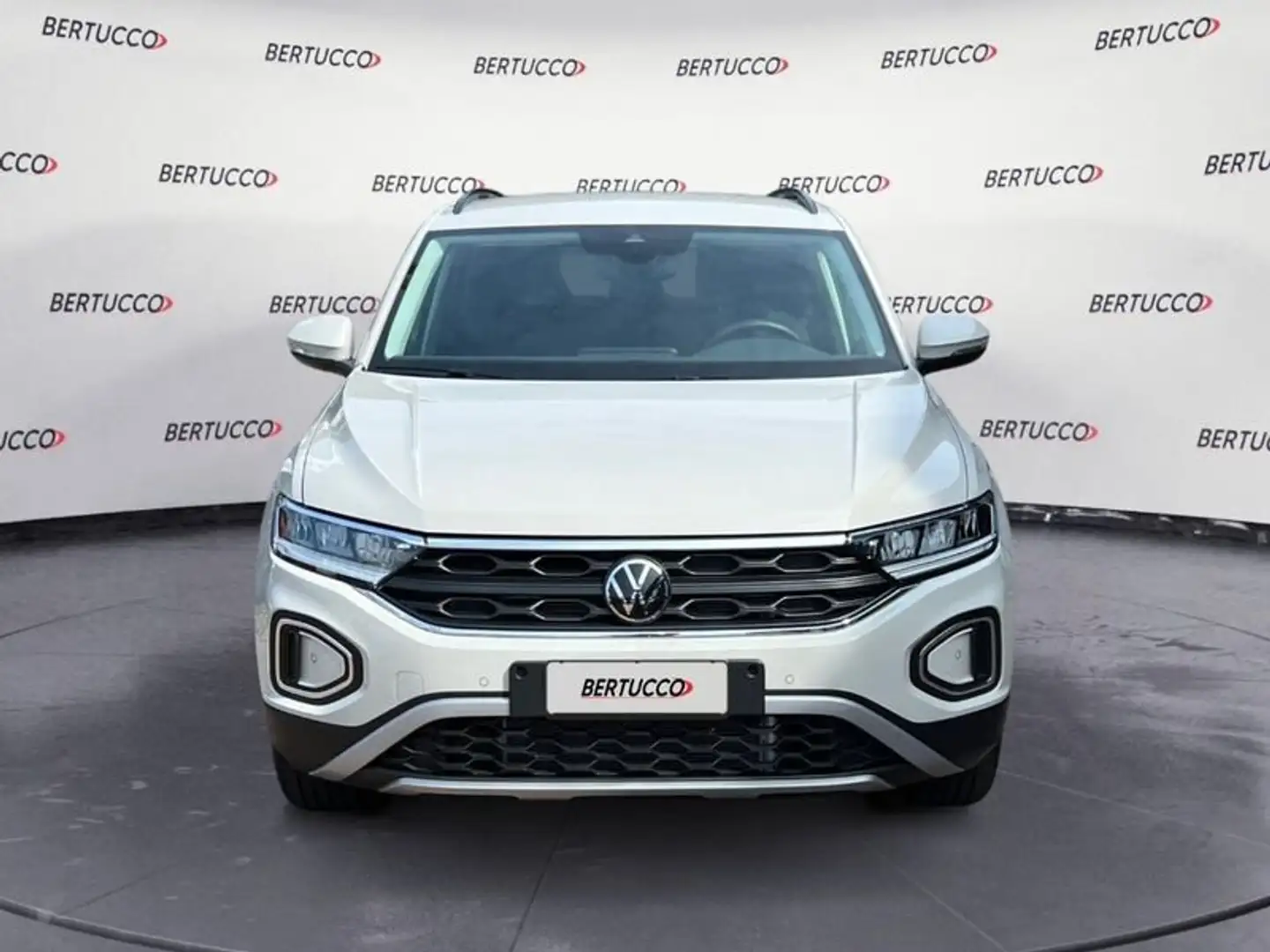 Volkswagen T-Roc 1.5 TSI ACT Edition Plus Beige - 2