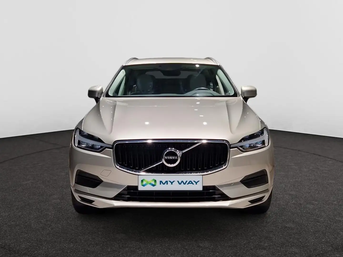 Volvo XC60 2.0 D4 Momentum Pro Geartronic AdBlue Beige - 2