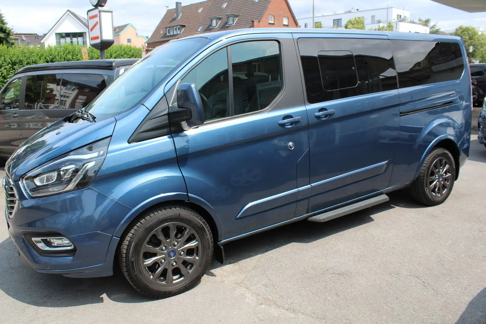 Ford Tourneo Custom TITANIUM X L2+8-SITZER+LEDER+AHK Azul - 2