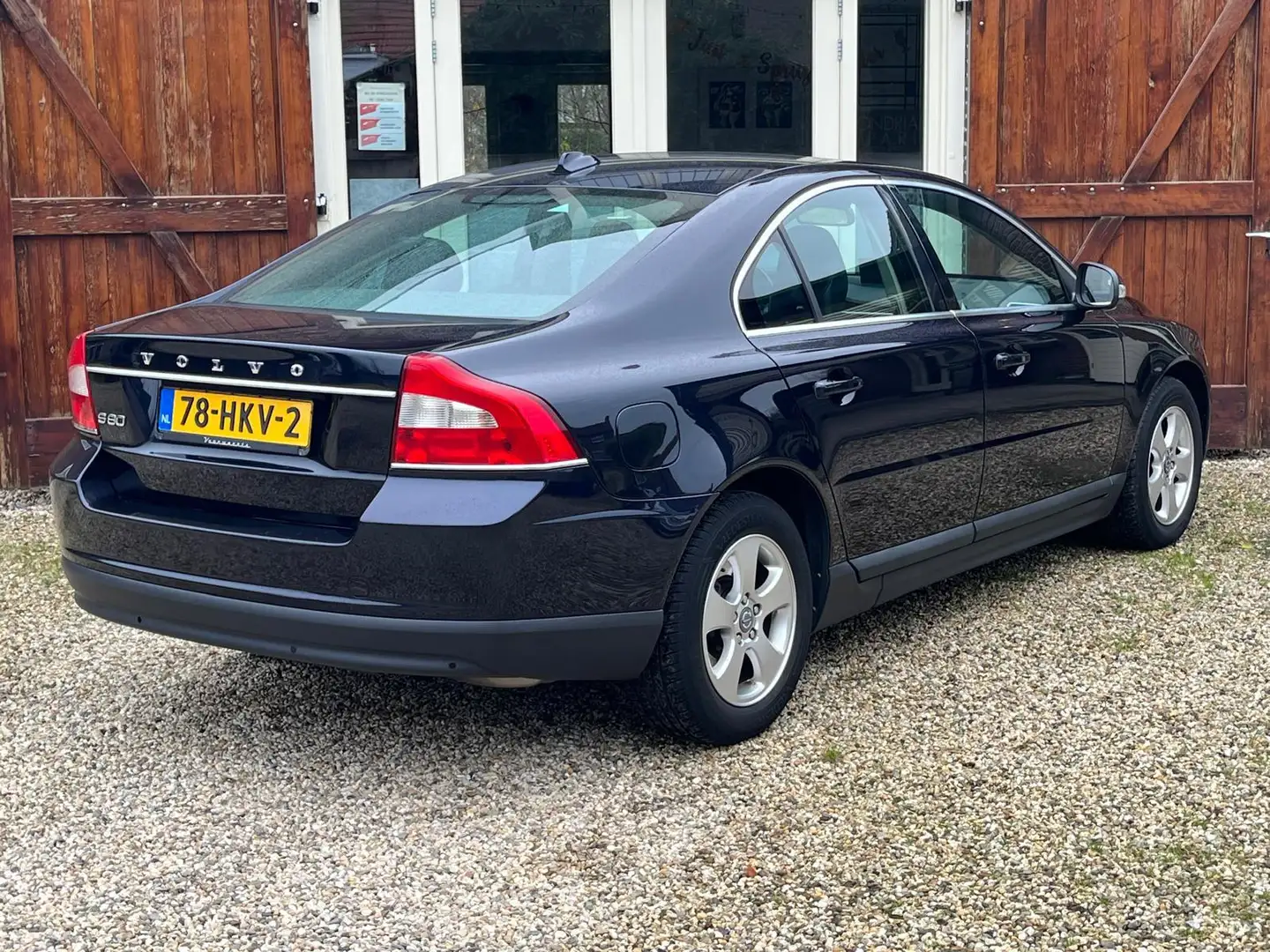 Volvo S80 2.5 T Kinetic Automaat Blau - 2
