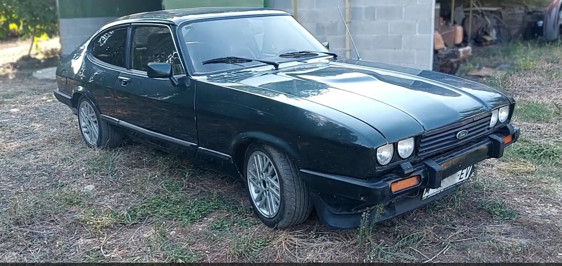 Ford Capri 2.8i V6 Zielony - 1