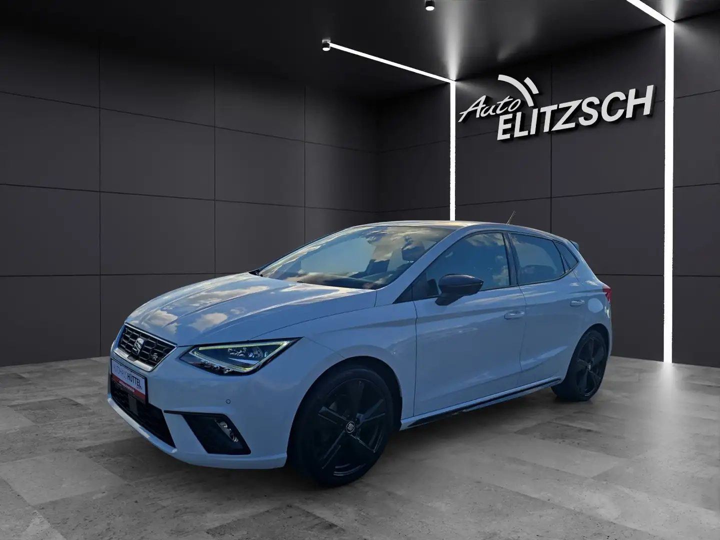 SEAT Ibiza FR Black Edition 1.0 TSI KAMERA NAVI LED Wit - 2
