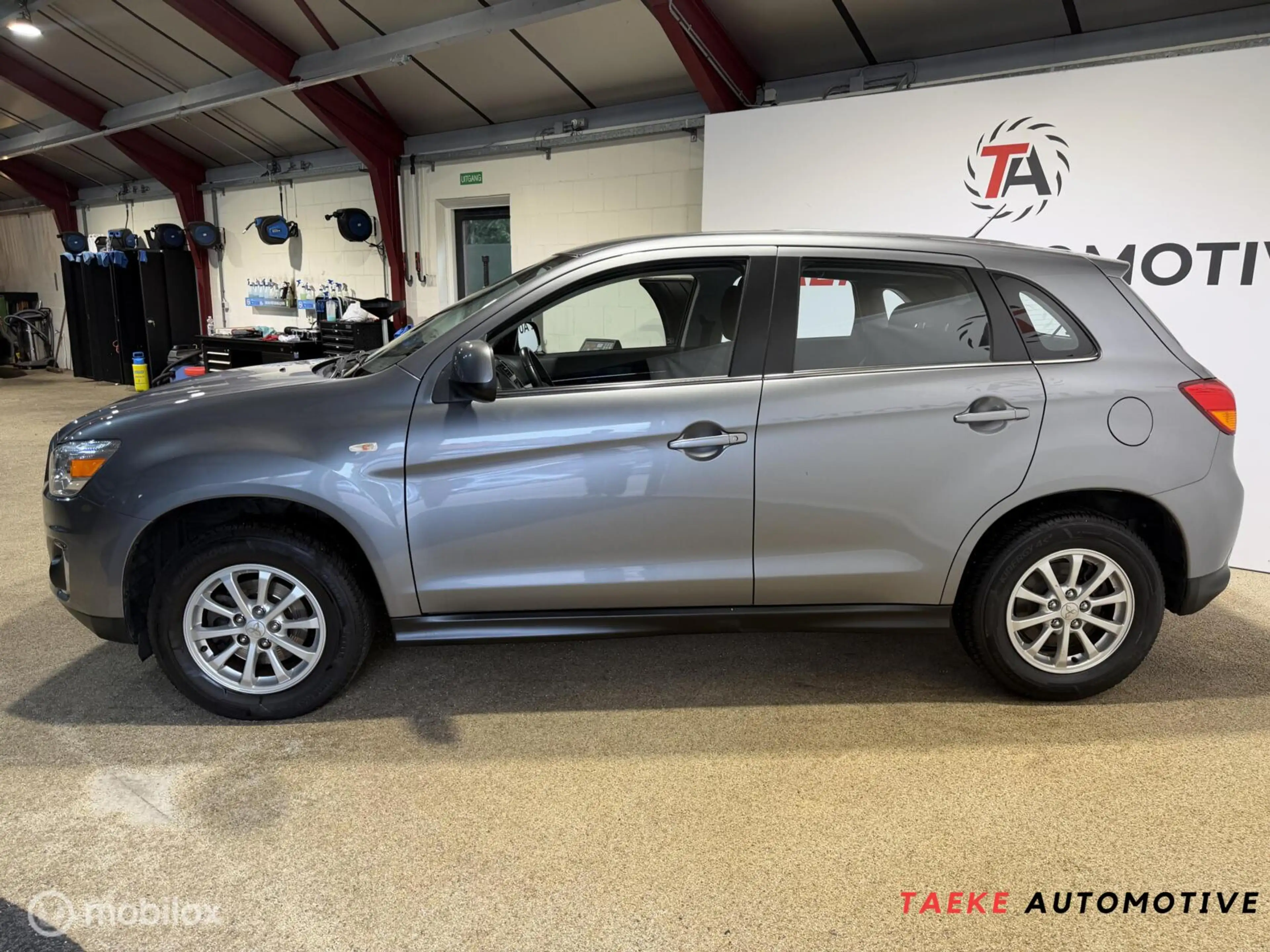 Mitsubishi ASX 1.6 Cleartec Invite CLIMA/CRUIS/TREKH/APK/NAP — photo 2