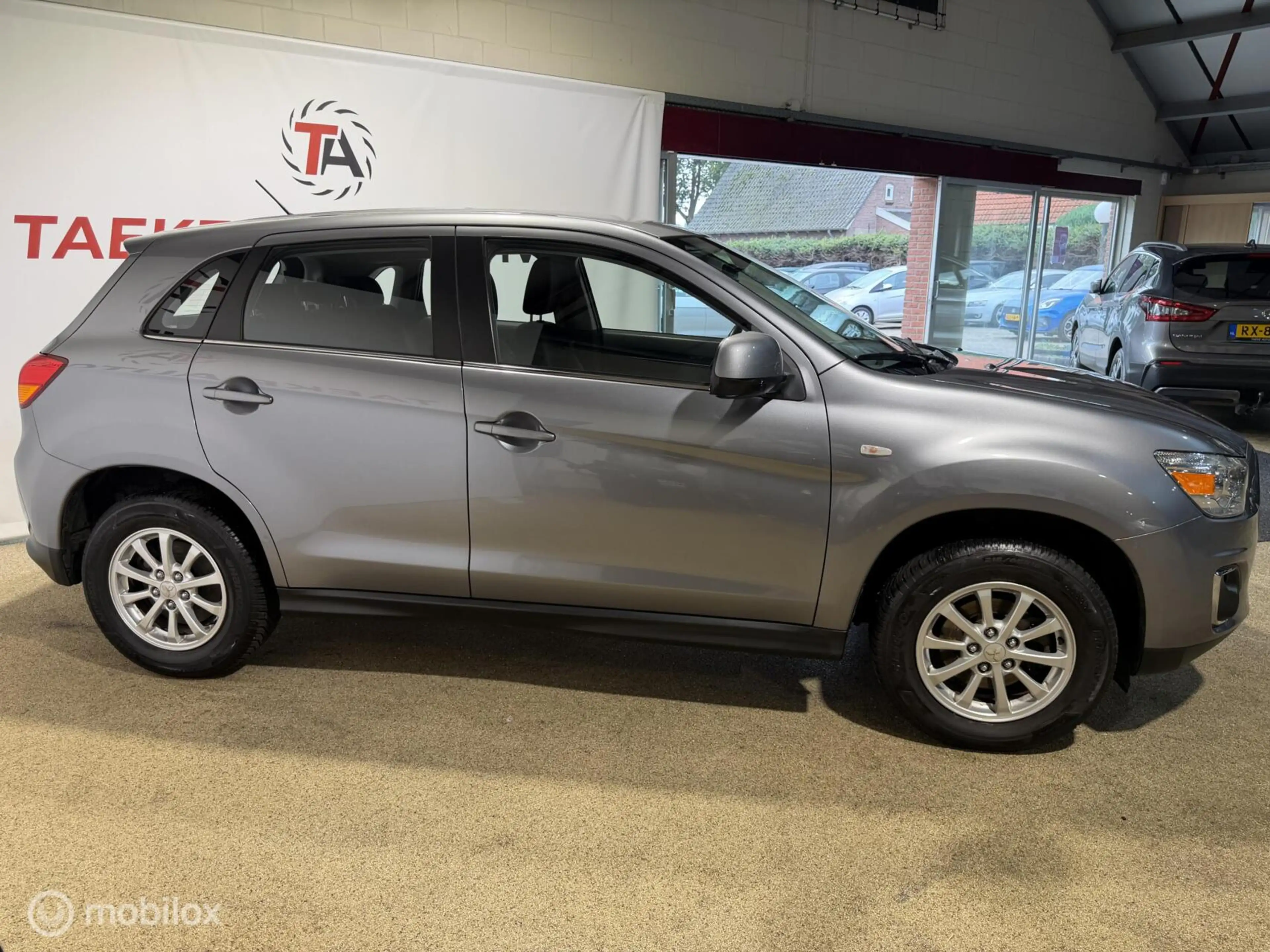 Mitsubishi ASX 1.6 Cleartec Invite CLIMA/CRUIS/TREKH/APK/NAP — photo 22
