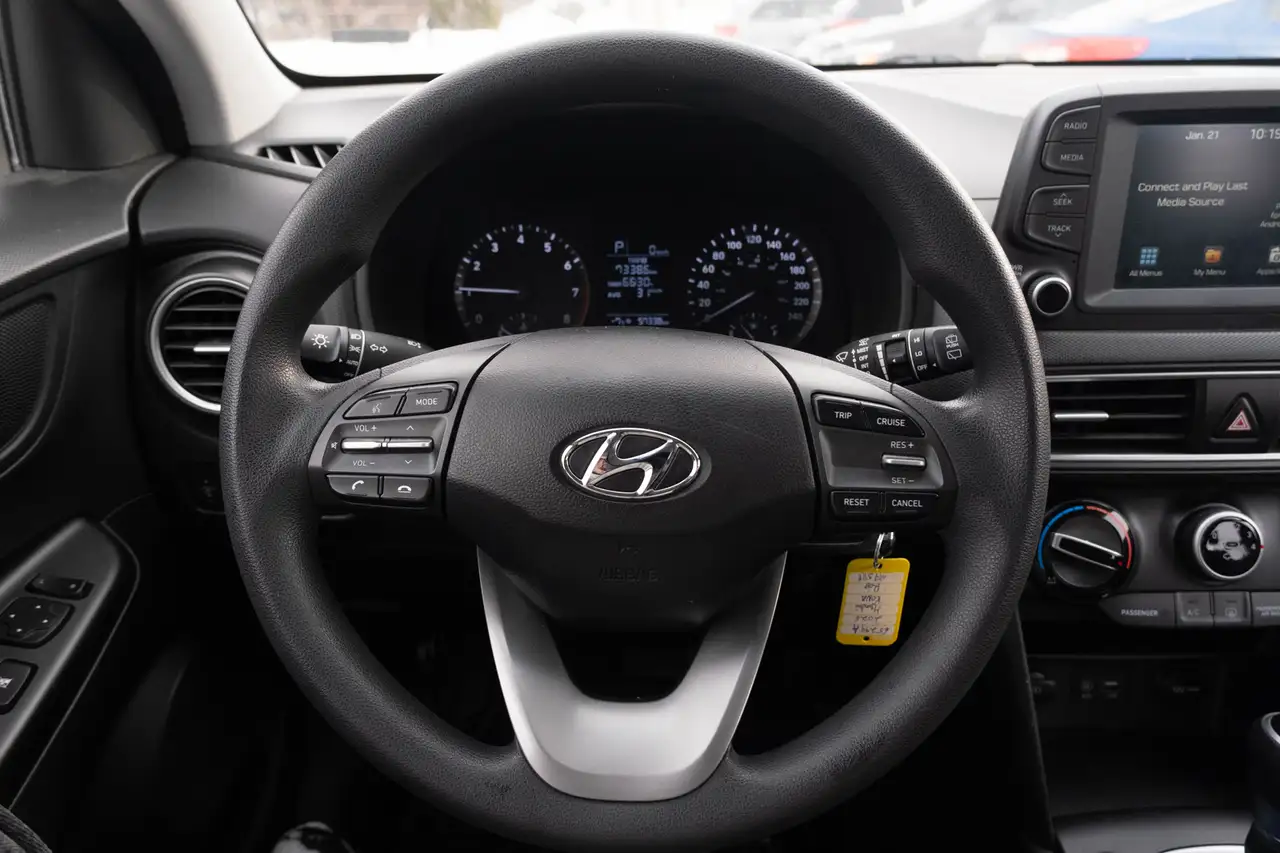 Hyundai KONA снимка Hyundai KONA