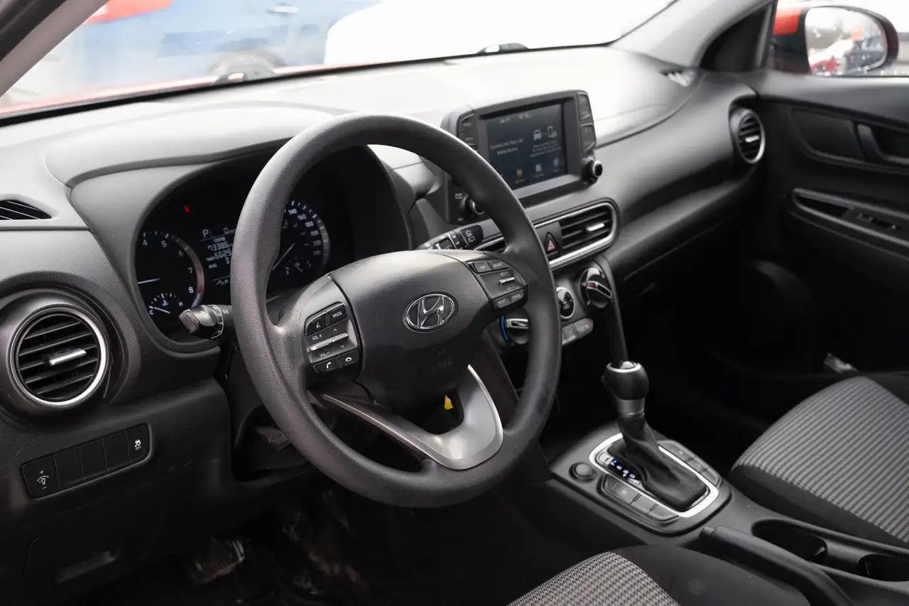 Hyundai KONA снимка Hyundai KONA