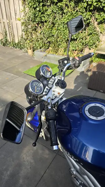 Hyosung GT 650 - foto 6