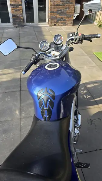 Hyosung GT 650 - foto 4