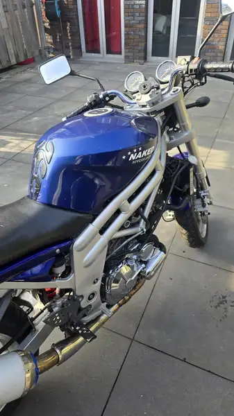 Hyosung GT 650 - foto 3