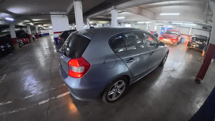 BMW Serie 1 118 i 2006, foto 3