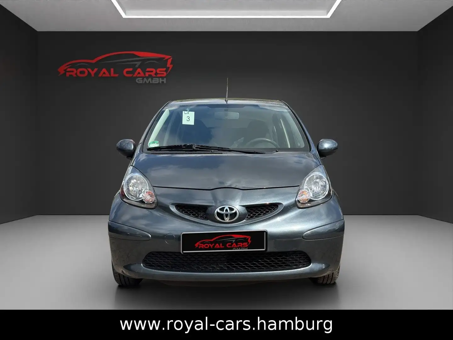 Toyota Aygo AYGO*8xBereift*KLIMAANLAGE*TÜV NEU* Сірий - 2