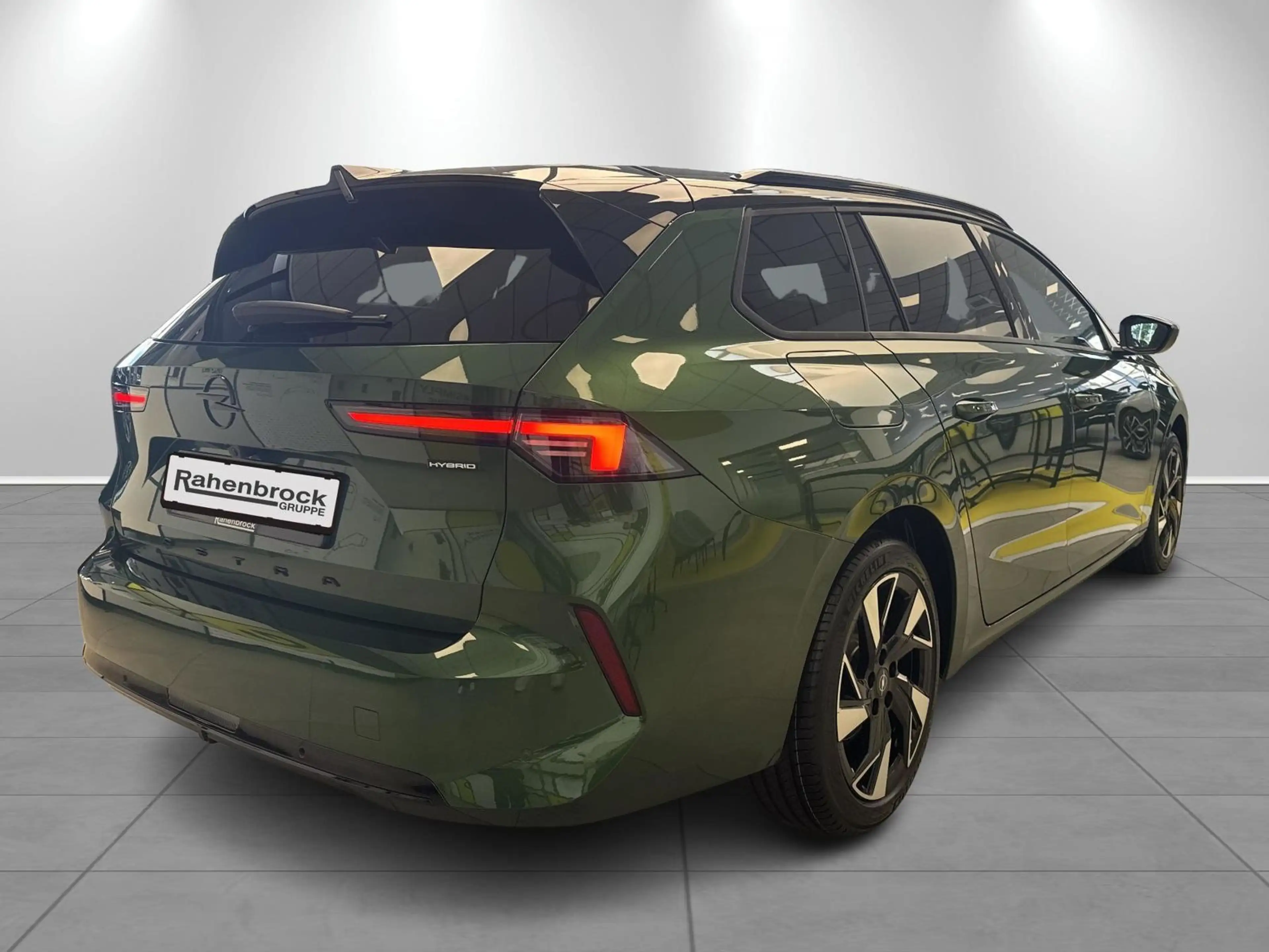 Opel Astra Sports Tourer GS Hybrid 145 PS AHK — photo 4