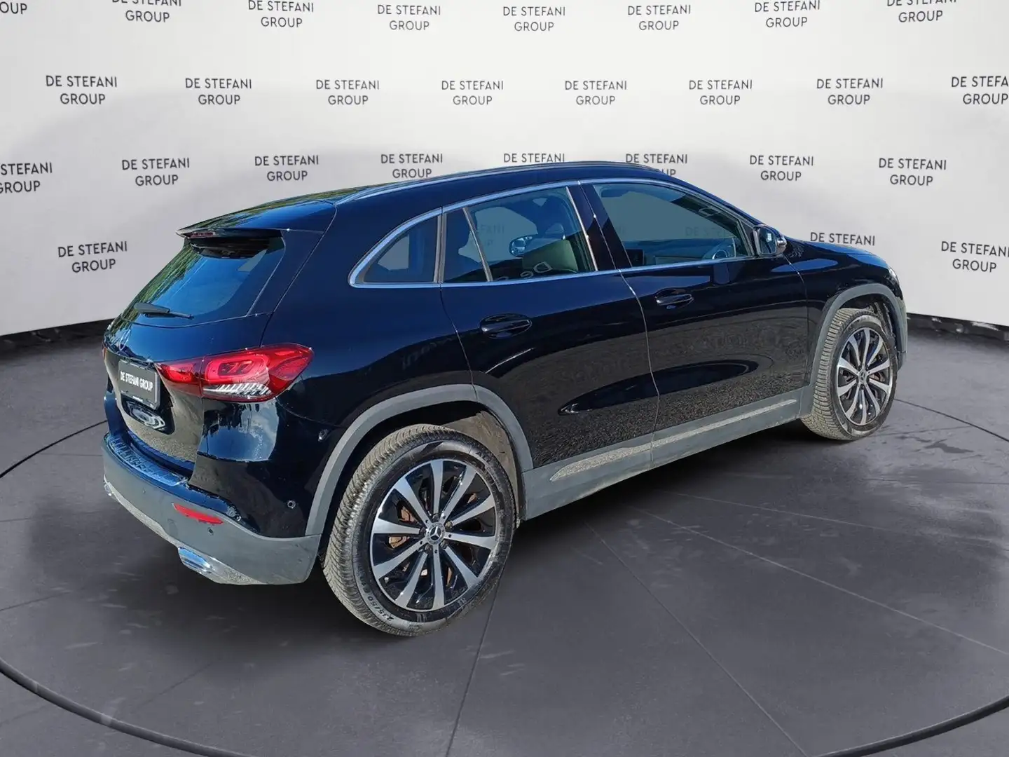 Mercedes-Benz GLA 180 GLA 180 d Automatic Sport Plus Noir - 2