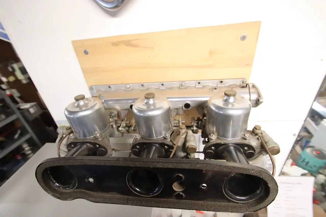 Jaguar E-Type FHC mit Faltdach Serie 1 1/2, foto 10