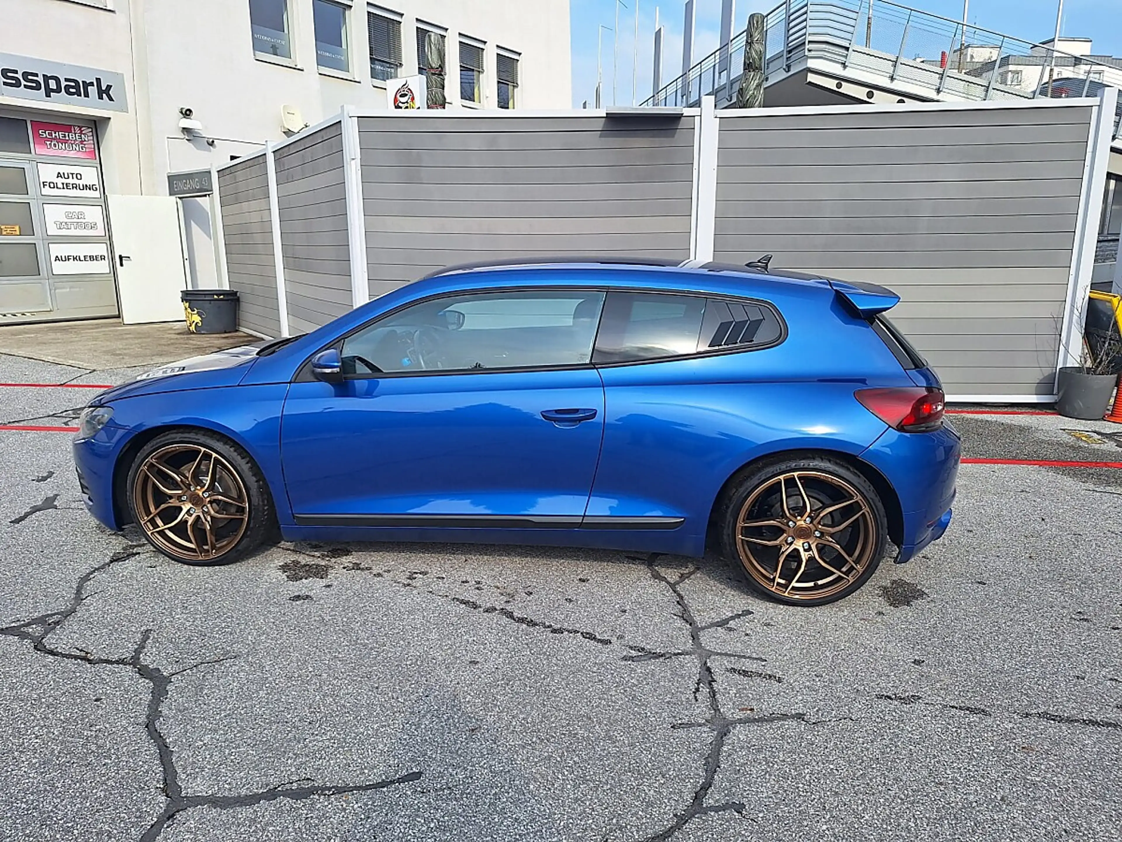 Volkswagen Scirocco 2,0 TSI Turbo-Benzin Getued inkl. Flügeltüren — photo 8