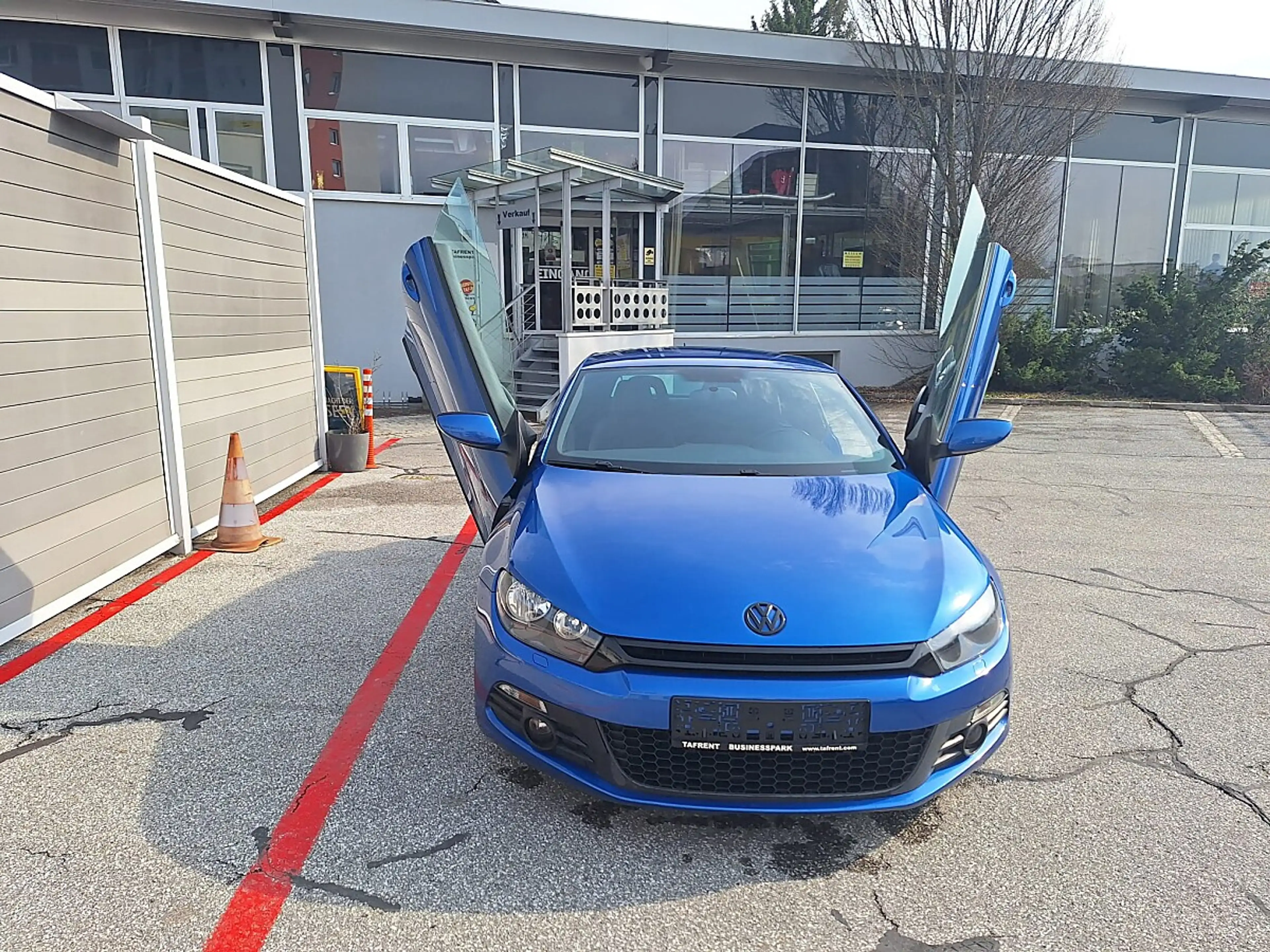 Volkswagen Scirocco 2,0 TSI Turbo-Benzin Getued inkl. Flügeltüren — photo 7