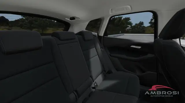 BMW 2 Series view 13