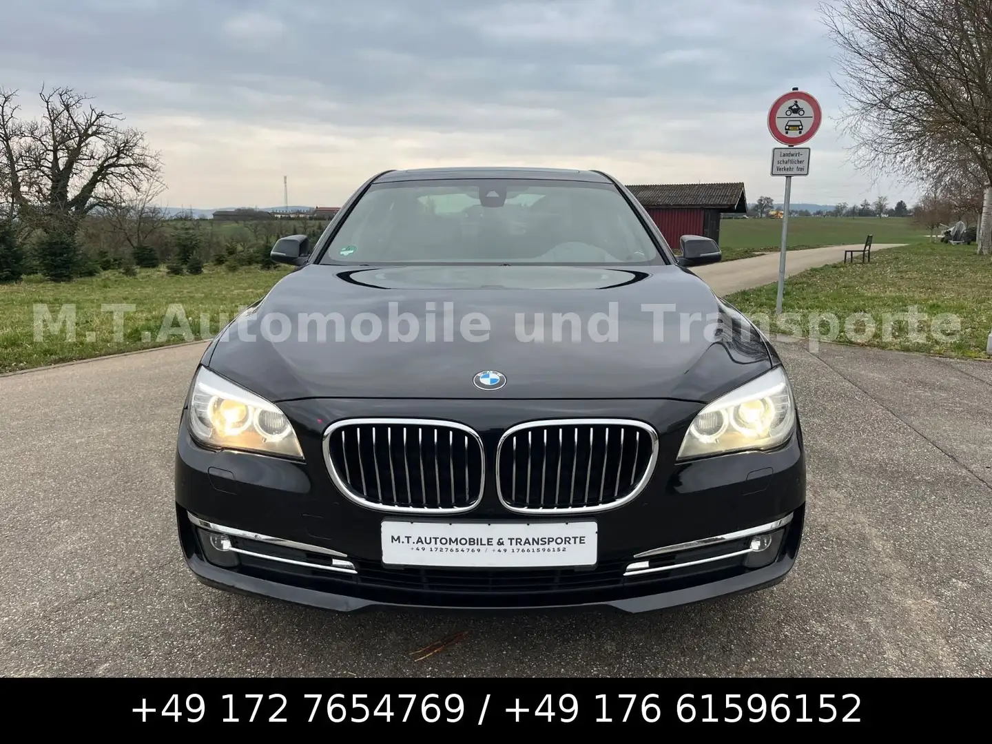 BMW 730 d xDrive M*HEAD-UP*SOFTCLOSE*KAMERA*TEMPO*SHZ Чёрный - 2