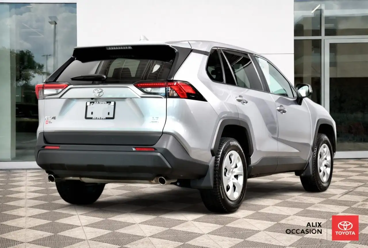Toyota RAV 4 снимка Toyota RAV 4