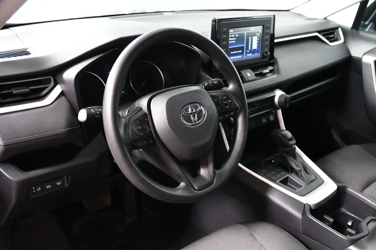 Toyota RAV 4 снимка Toyota RAV 4