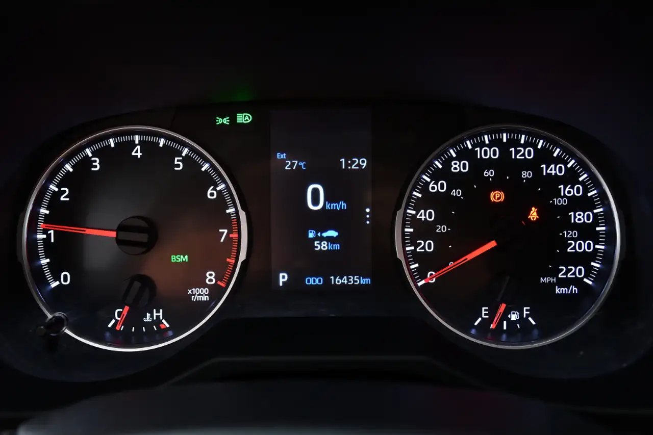 Toyota RAV 4 снимка Toyota RAV 4