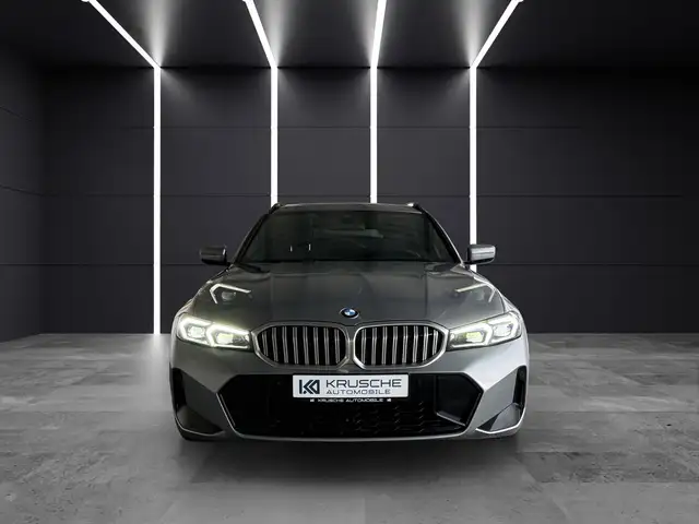 BMW M view 8