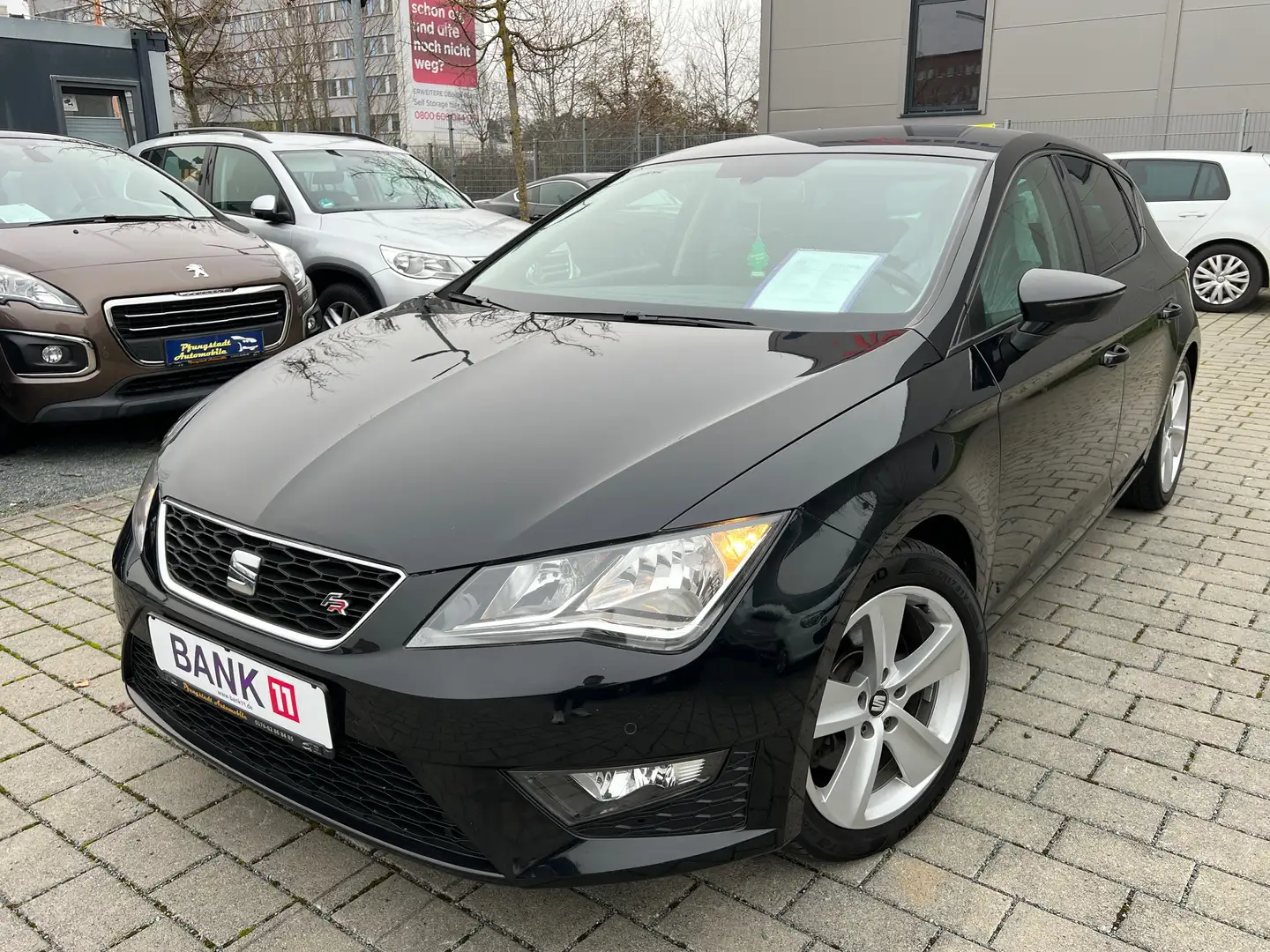 SEAT Leon FR-Line/2Hand/Alu_Felgen_sport/8xAlufelgen Win+Som Černá - 1