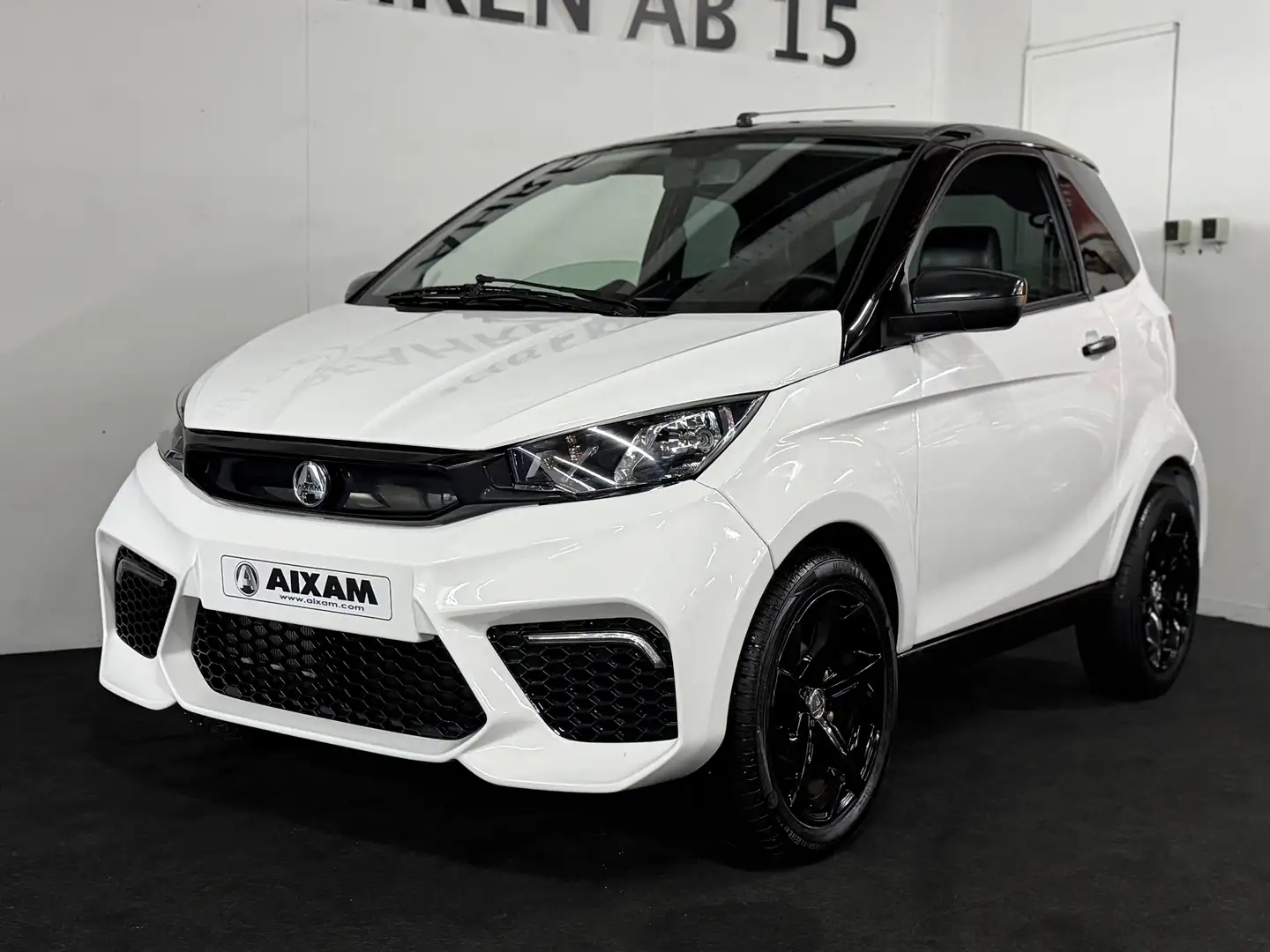 Aixam City GTO Sport, CarPlay, RFK, ABS Kubota Inkl Lieferung Weiß - 2